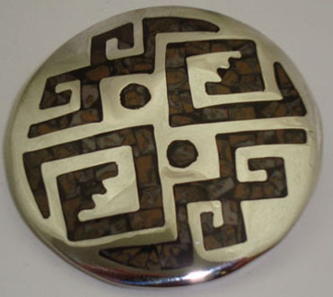 Brooch circle with labyrinth viper  belly