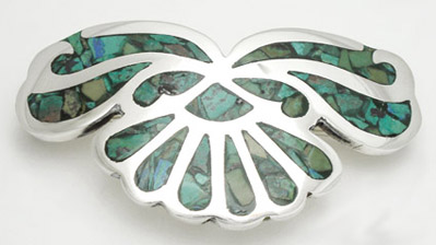 Brooch of flower with turquoise