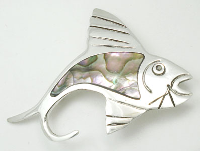 Brooch fish watches of shell