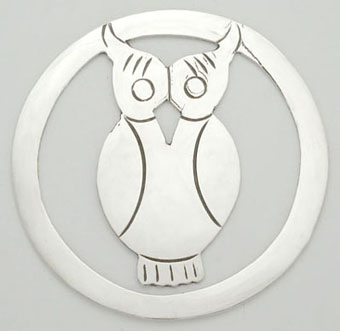 Divider with owl in circle